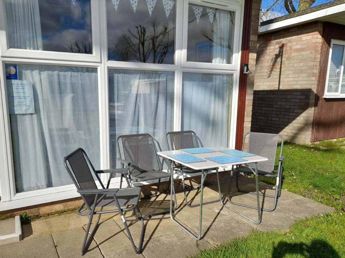 'Sunnyside' Chalet, Walk To The Beach & Close To Norfolk Broads - Pet Friendly! Great Yarmouth Exterior foto